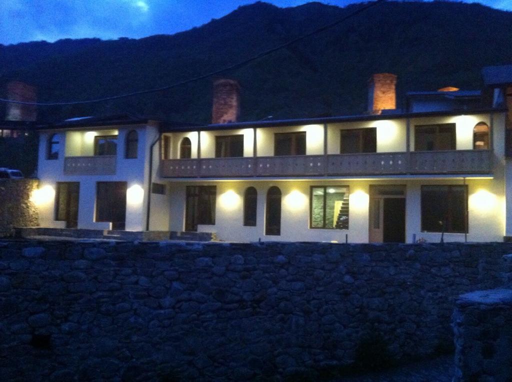 Bapsha Guesthouse Mestia Exteriér fotografie