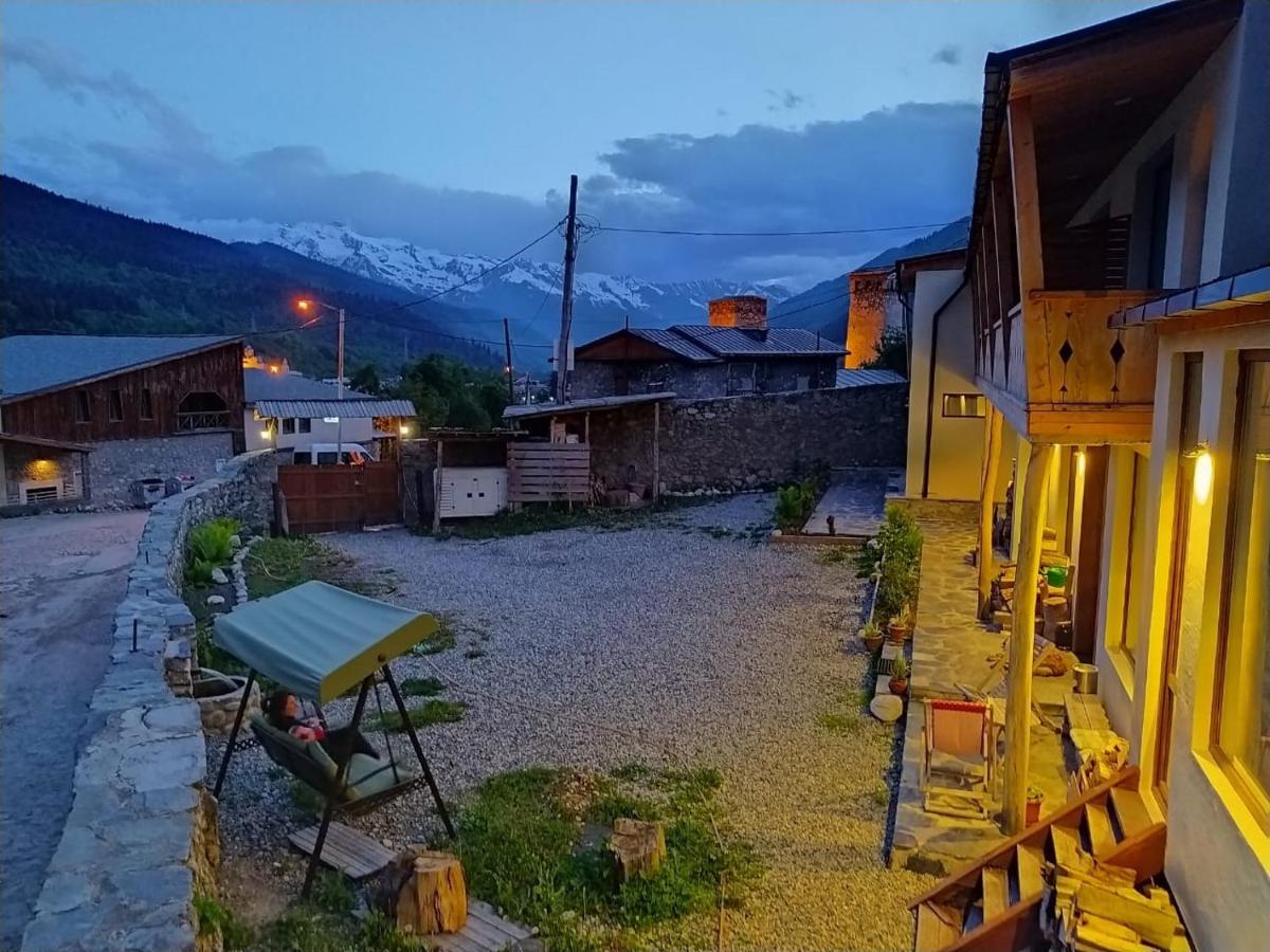 Bapsha Guesthouse Mestia Exteriér fotografie